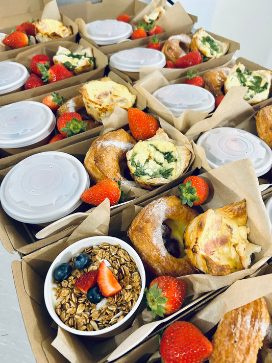 Individual breakfast box  (Minimum order of 10, delivery to one destination).